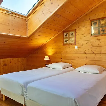 Rossa 3* - 6 Pers - Piscine & Spa - Balcon Holiday home *